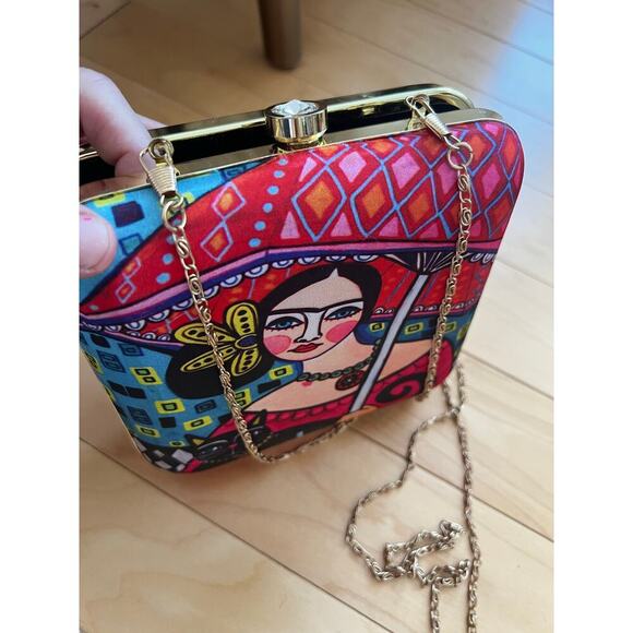 Frida Kahlo small designer purse, colorful and hard shell - Picture 6 of 7